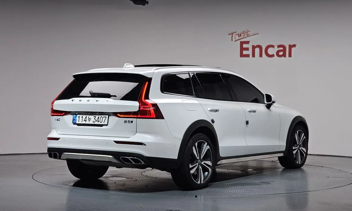 Volvo V60 — фото 2