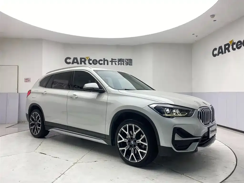BMW X1 — фото 10