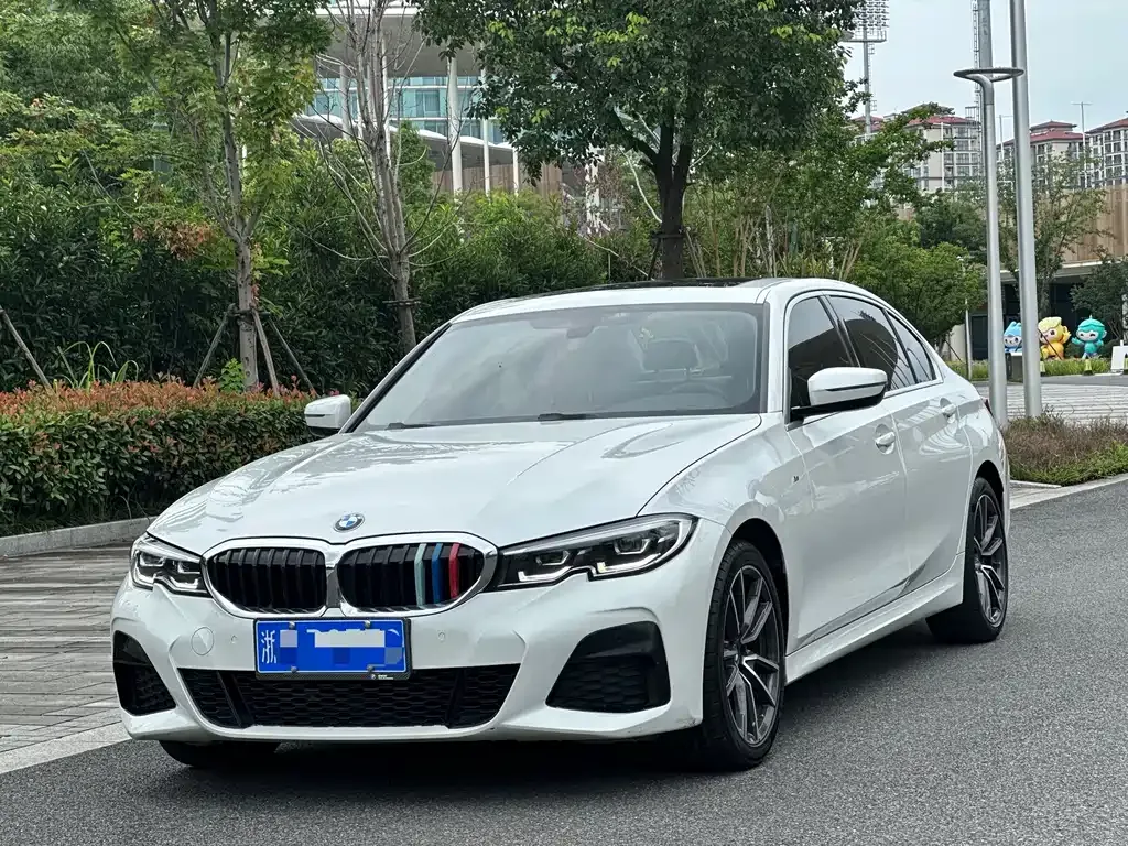 BMW 3 Series — фото 1