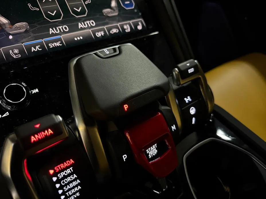 Lamborghini Urus 2021 из KR, фото 8