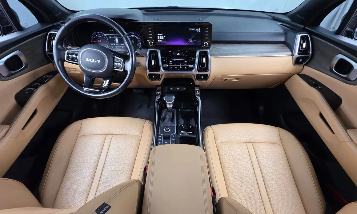 Kia Sorento — фото 7