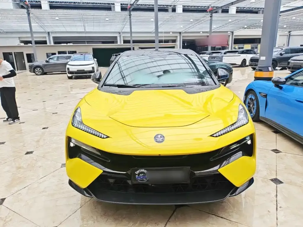 Lotus Eletre — фото 10
