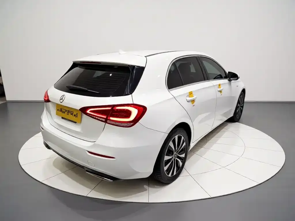 Mercedes-Benz A-Class (Import) — фото 2