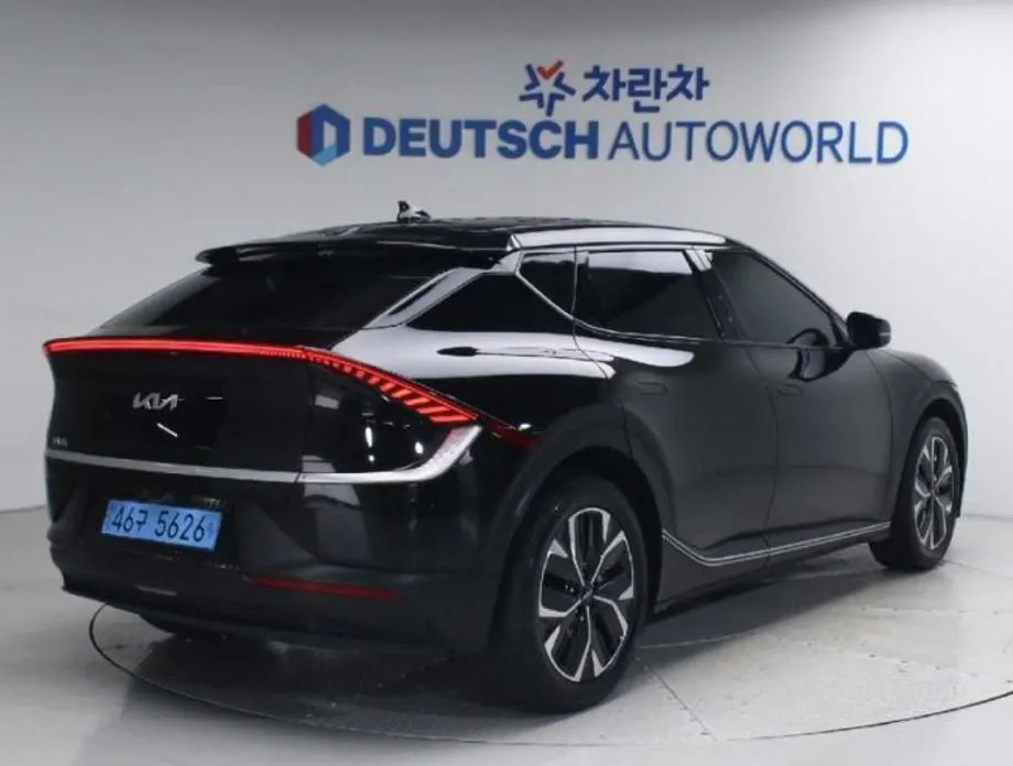 Kia EV6 — фото 10