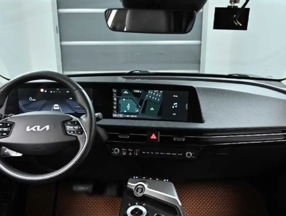 Kia EV6 — фото 9