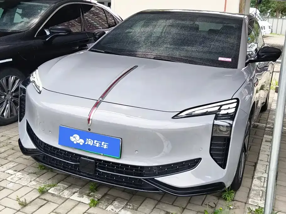 Hongqi EH7 — фото 1