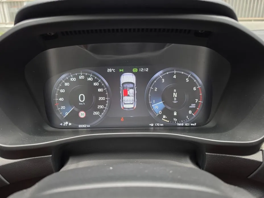 Volvo XC40 2021 из KR, фото 2