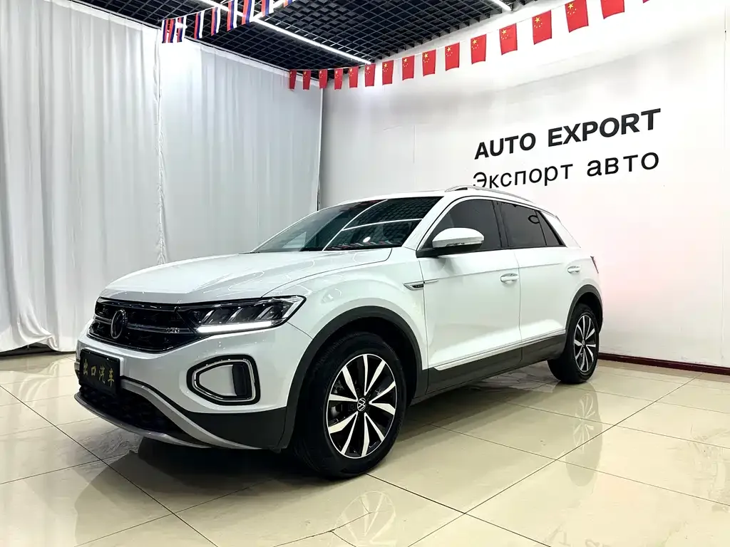 Volkswagen T-Roc — фото 1