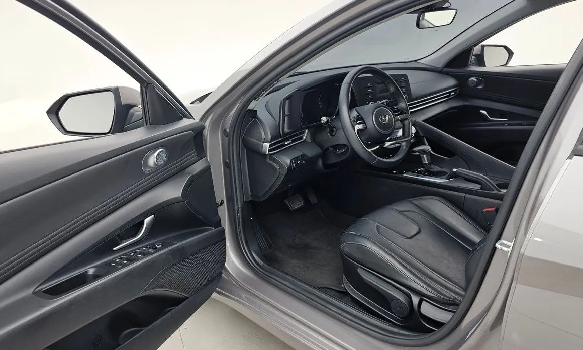 Hyundai AVANTE 2021 из KR, фото 10
