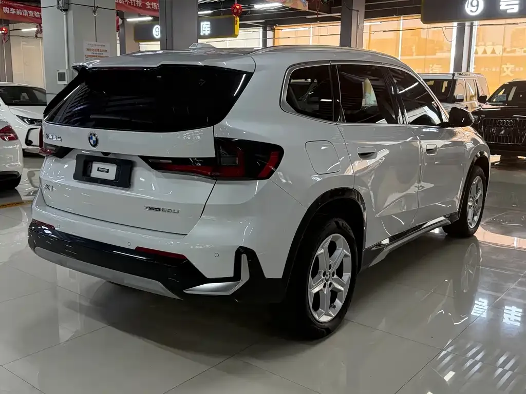 BMW X1 — фото 3