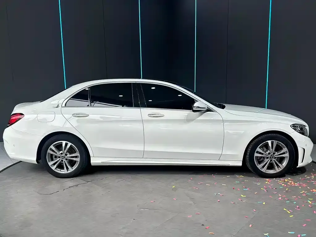 Mercedes-Benz C-Class — фото 4