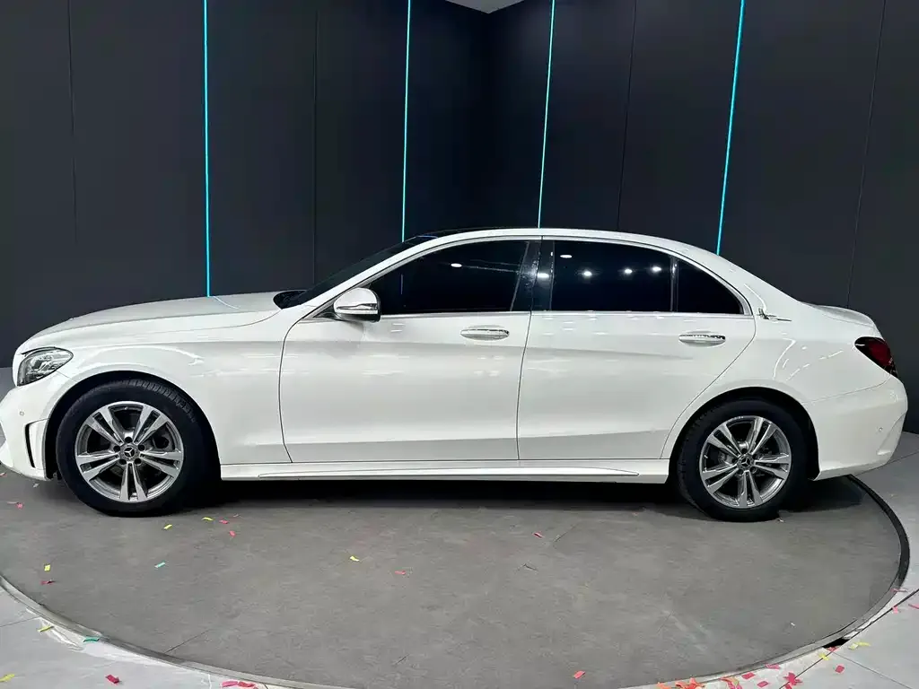 Mercedes-Benz C-Class — фото 2