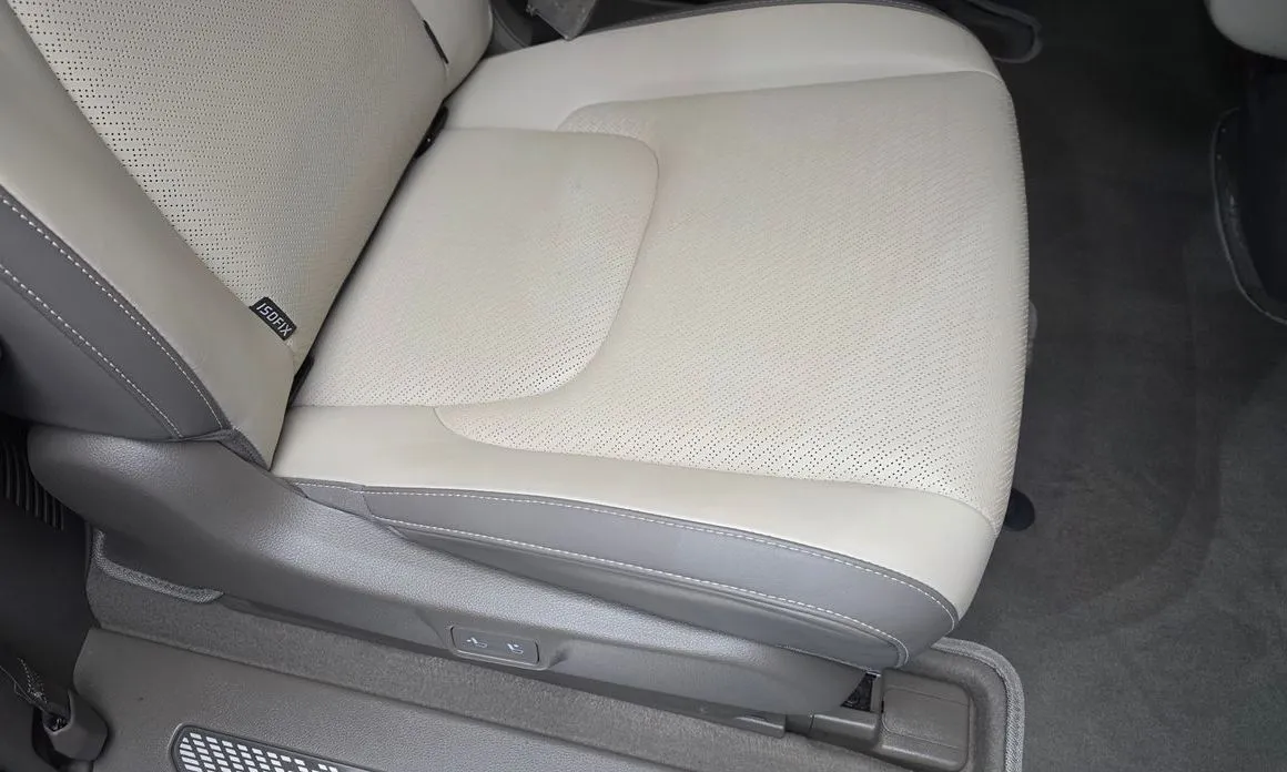 Kia Carnival — фото 10