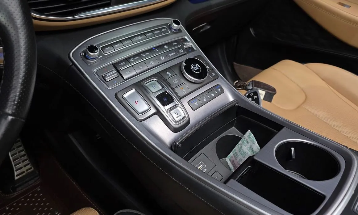 Hyundai Santafe — фото 4