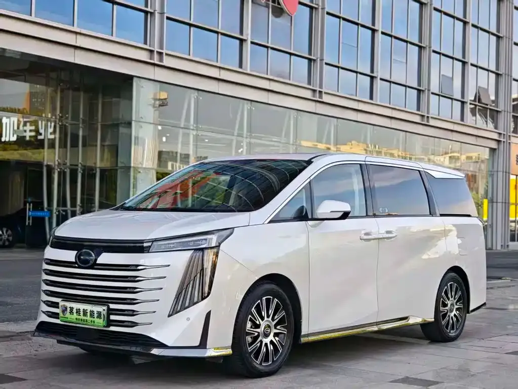 GAC Motor Trumpchi E9 — фото 1