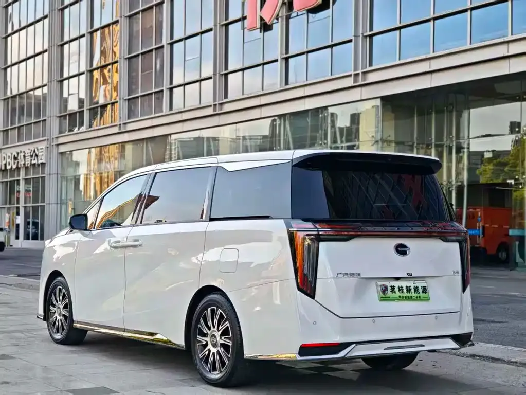 GAC Motor Trumpchi E9 — фото 9