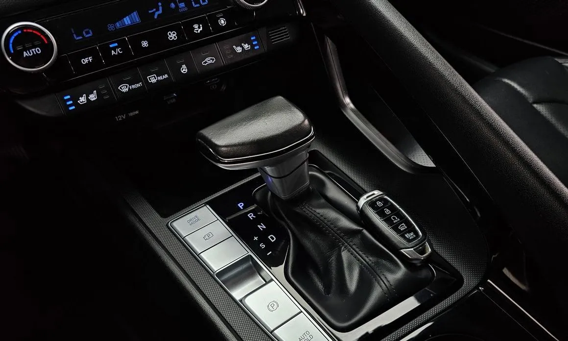 Hyundai AVANTE — фото 2