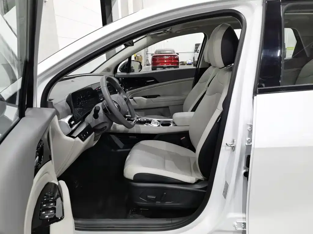 Kia Sportage — фото 9