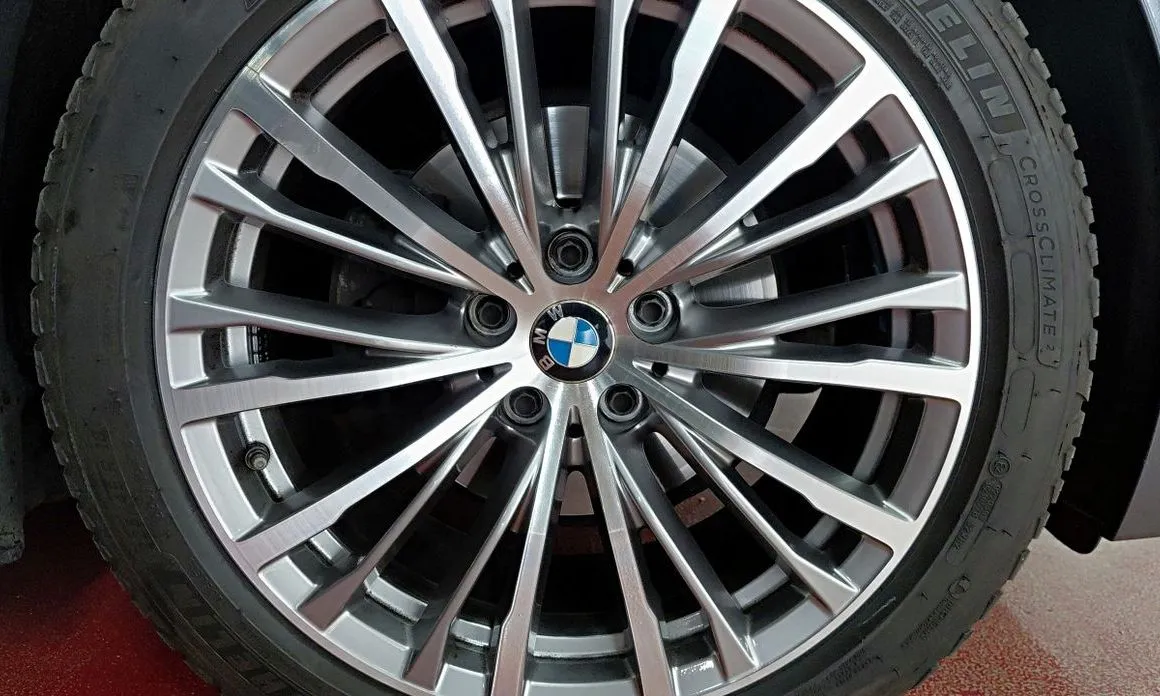 BMW 3-Series 2021 из KR, фото 8