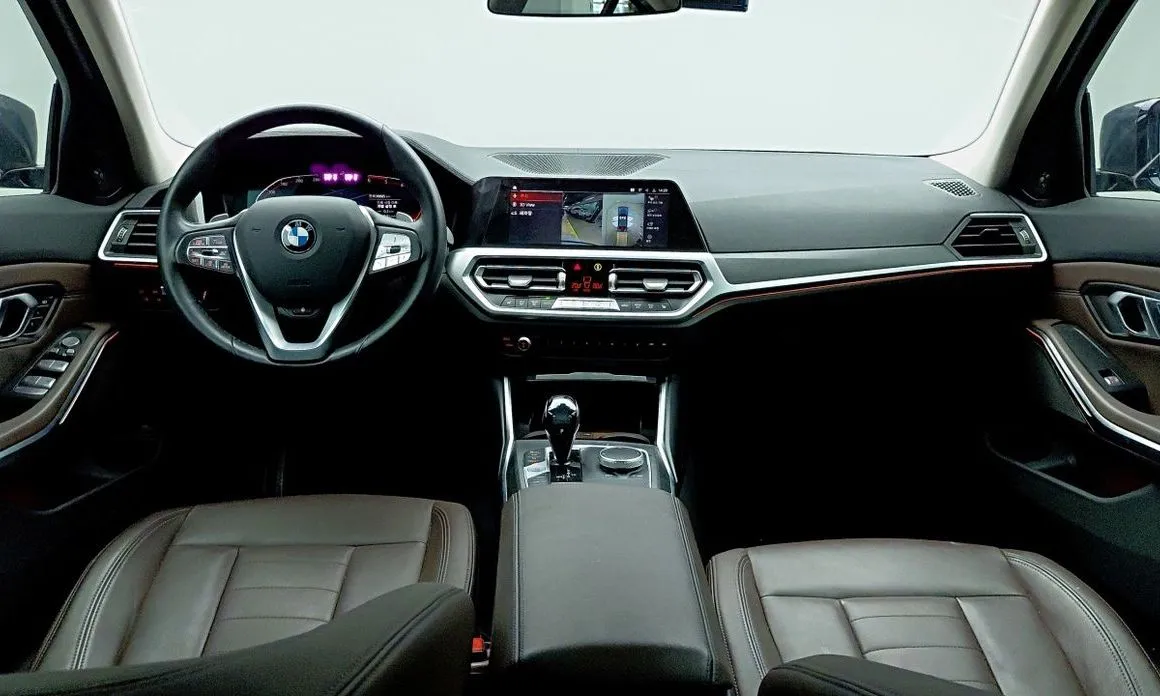 BMW 3-Series 2021 из KR, фото 6