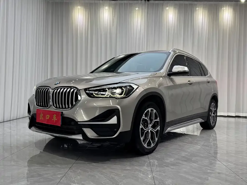 BMW X1 — фото 1