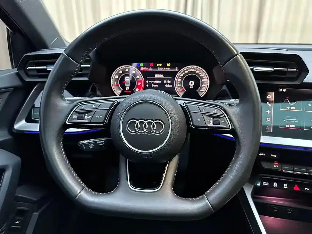 Audi A3 — фото 9