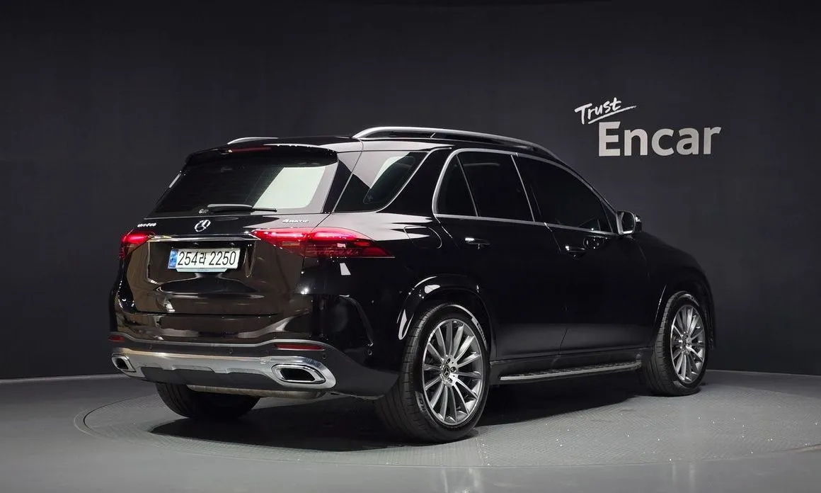 Mercedes-Benz GLE-Class — фото 10