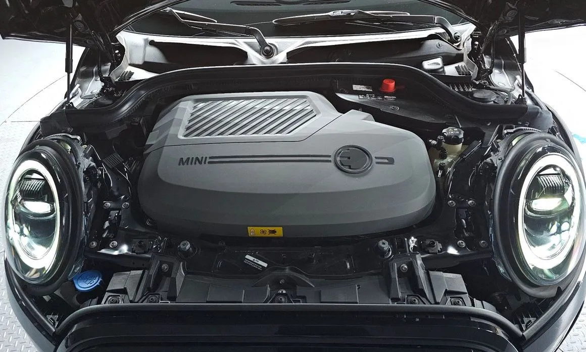 Mini Cooper 2023 из KR, фото 10