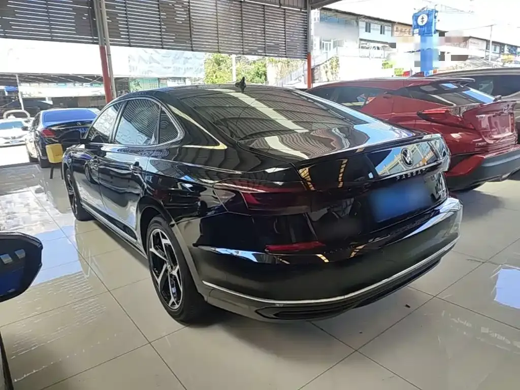 Volkswagen Passat — фото 9
