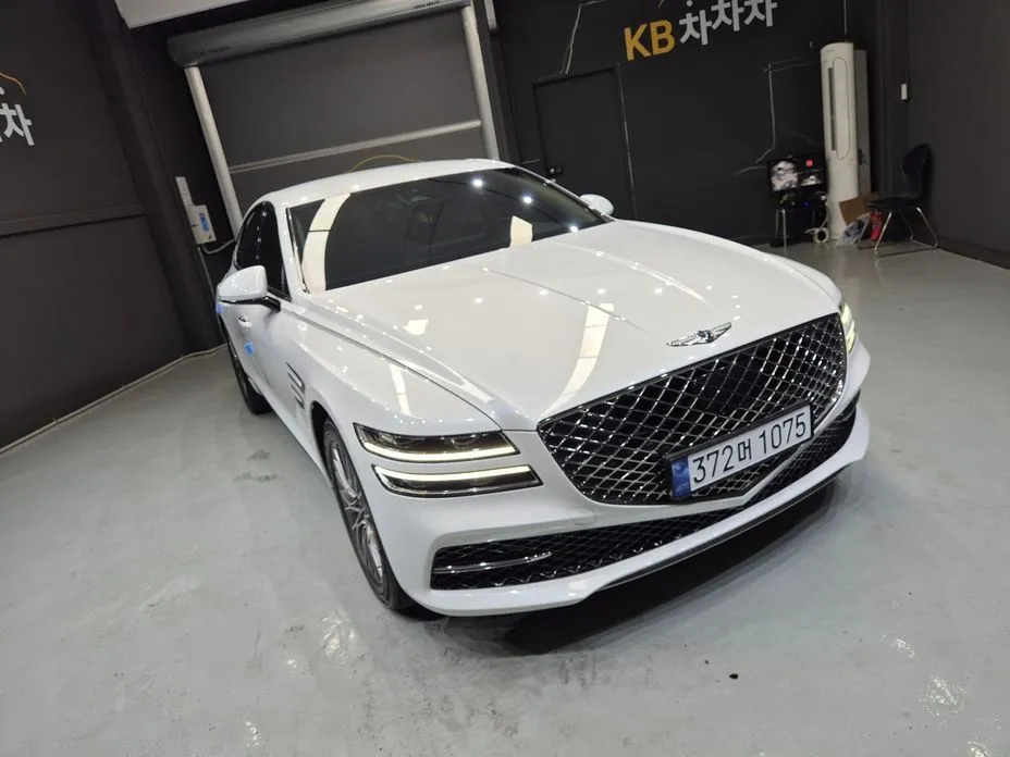 Genesis G80 — фото 1