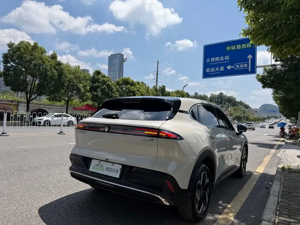 Baojun Yunhai 2025 из CN, фото 7