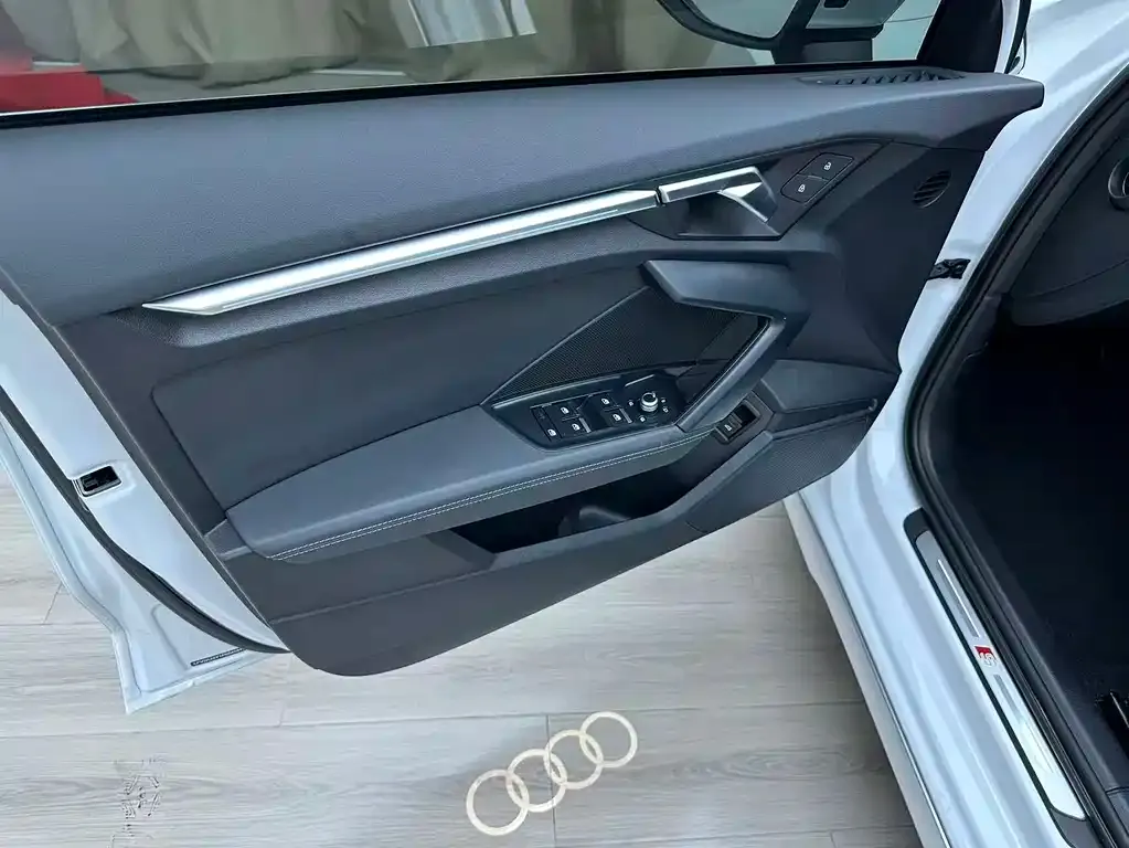 Audi A3 — фото 7