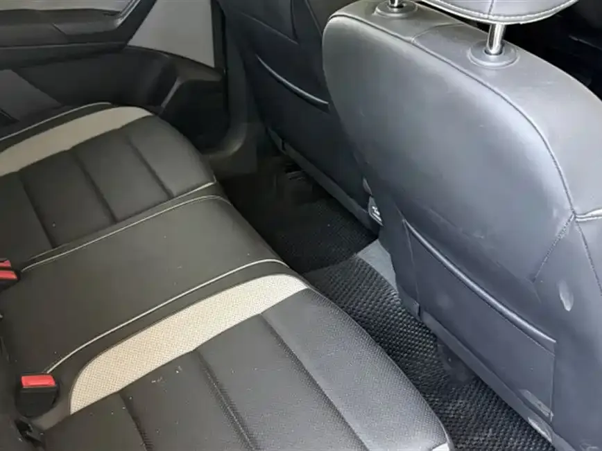 Volkswagen T-Roc 2024 из CN, фото 5
