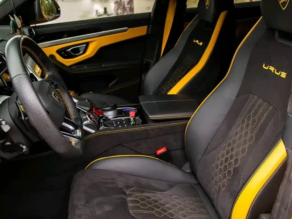 Lamborghini Urus — фото 2
