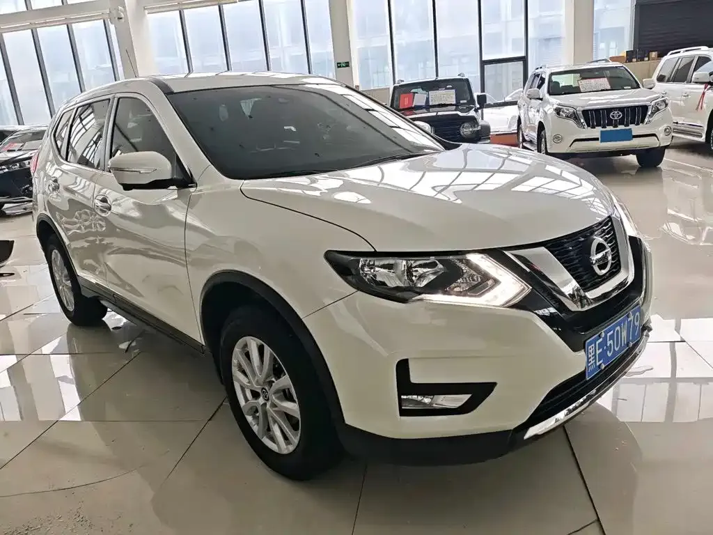 Nissan X-Trail — фото 2