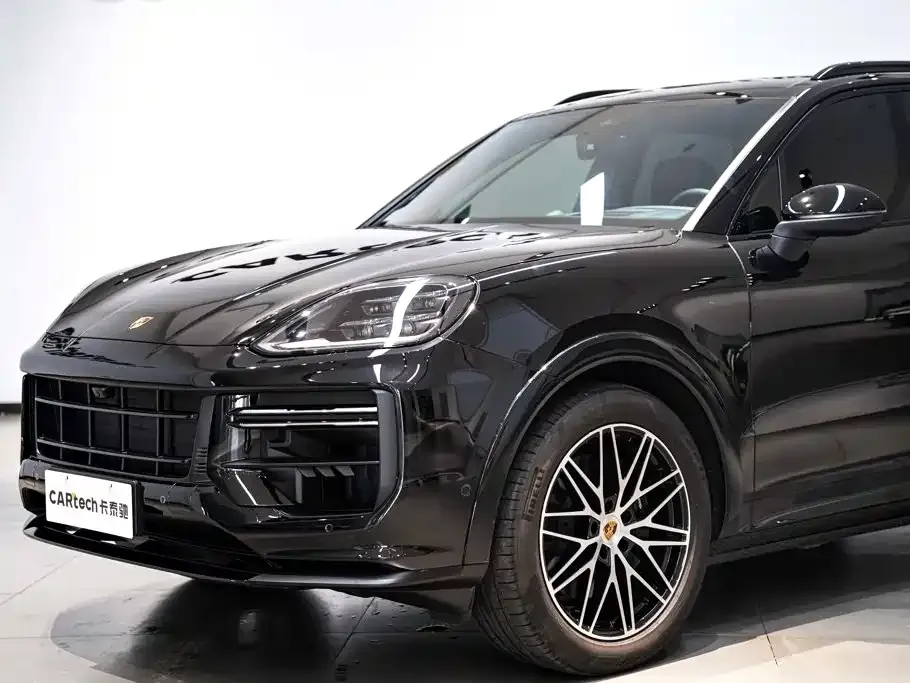 Porsche Cayenne — фото 7