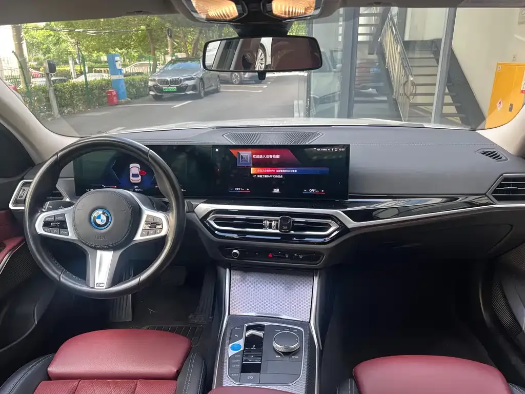 BMW i3 — фото 10