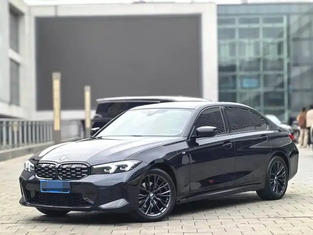 BMW 3 Series — фото 1