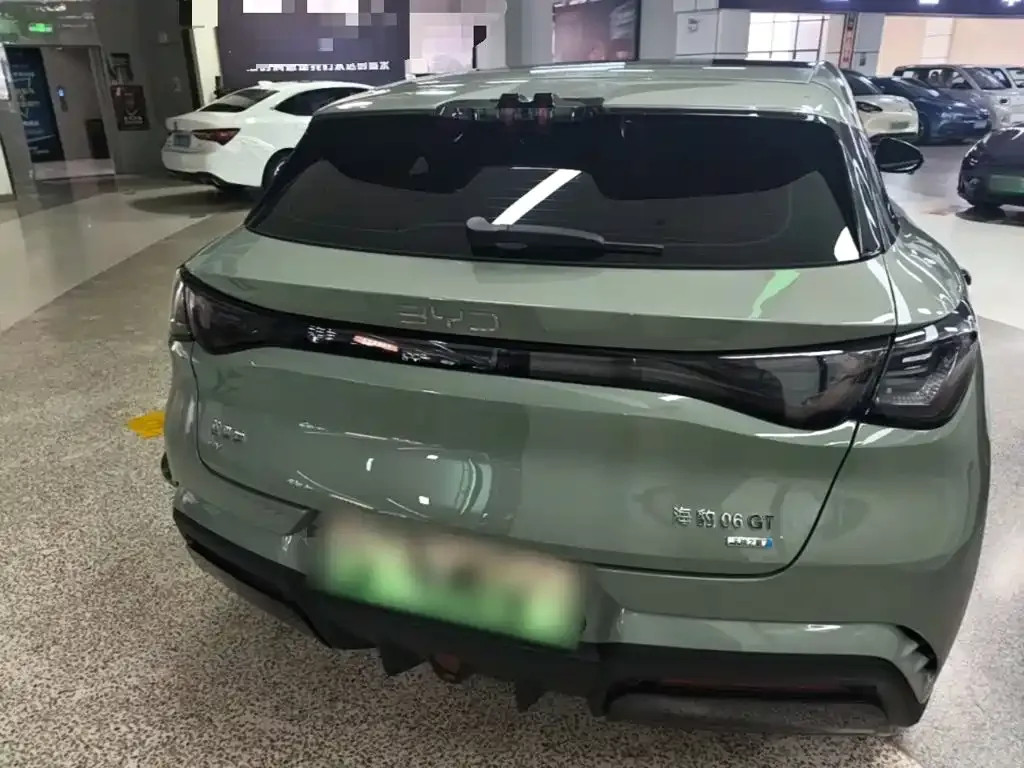 BYD Seal 06GT — фото 4
