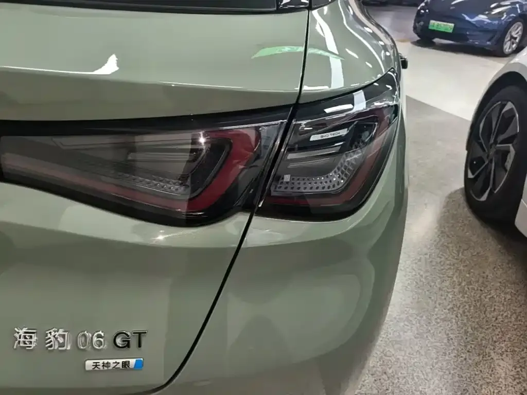 BYD Seal 06GT — фото 5
