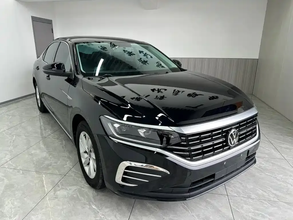 Volkswagen Passat — фото 9