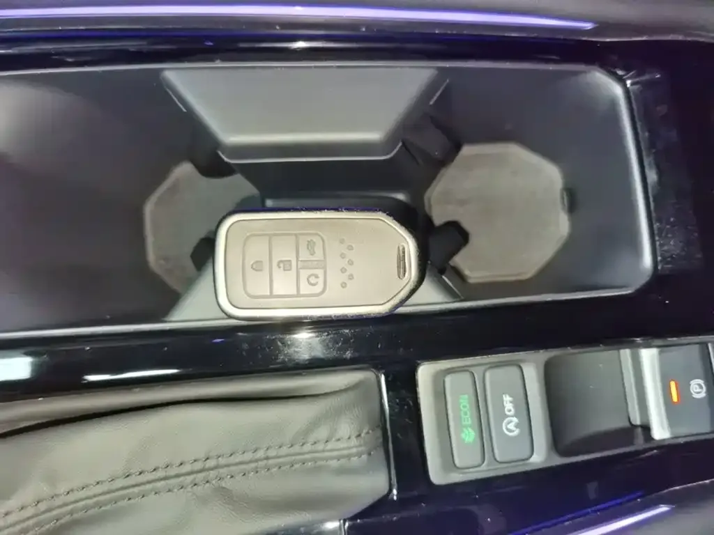 Honda Accord — фото 5