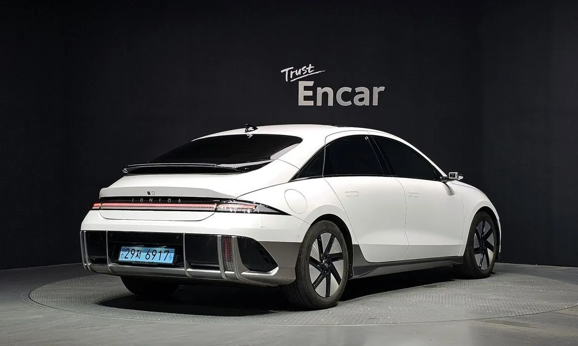 Hyundai Ioniq6 — фото 4
