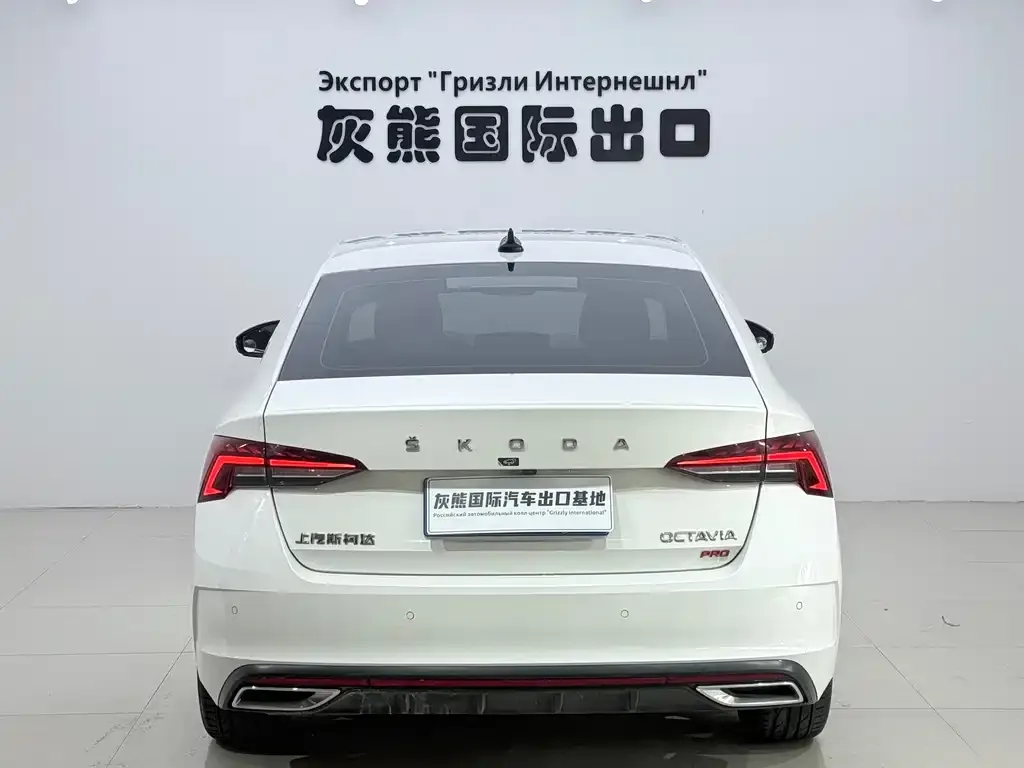Skoda Octavia — фото 3