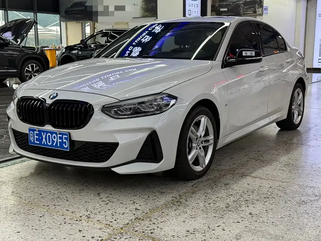 BMW 1 Series — фото 1