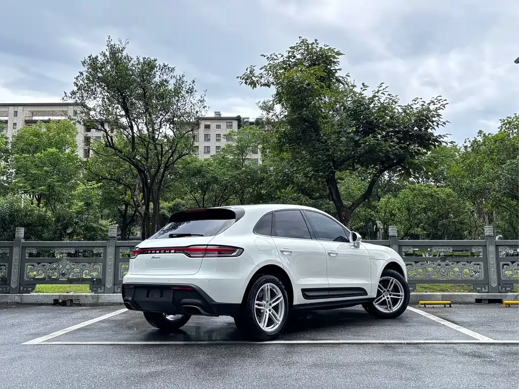 Porsche Macan — фото 10