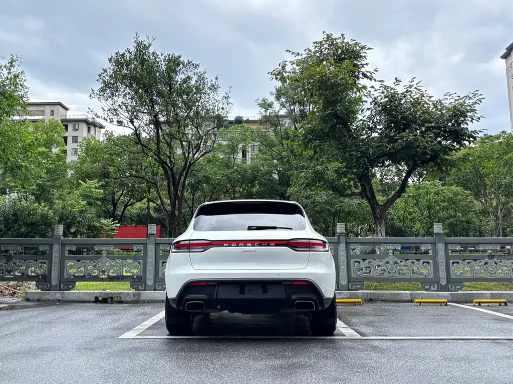 Porsche Macan — фото 7