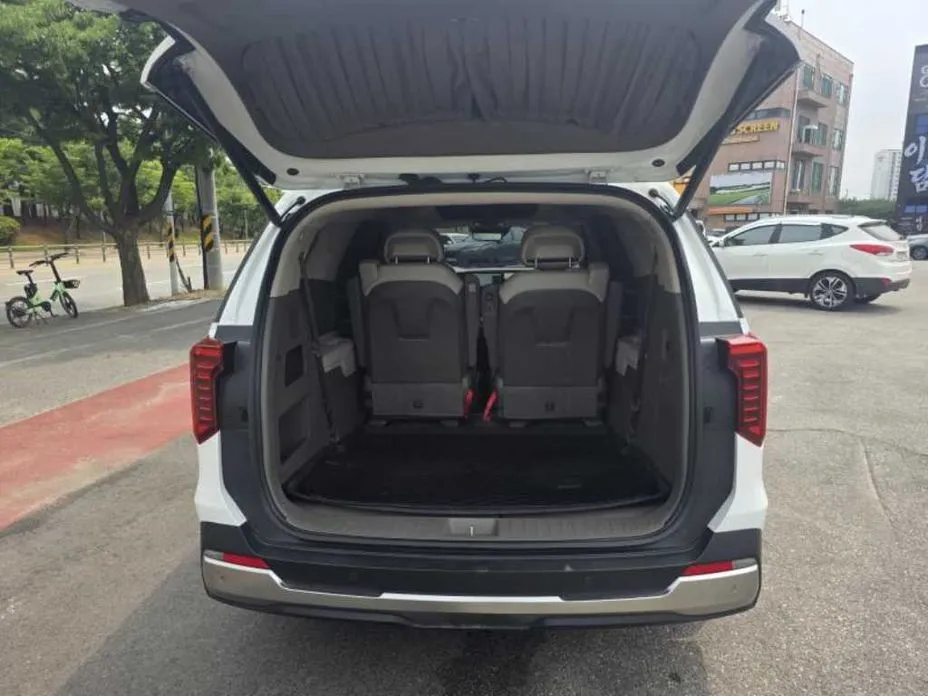 Kia Carnival — фото 3
