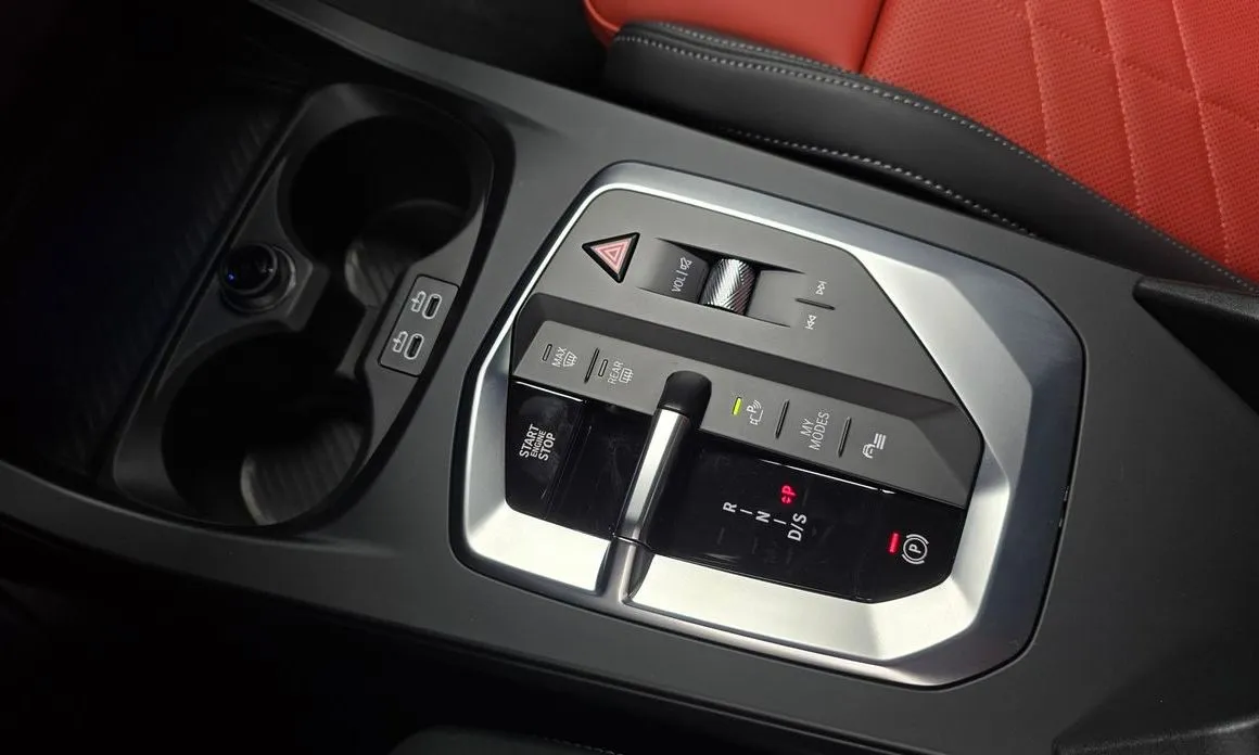 BMW 2-Series 2025 из KR, фото 5