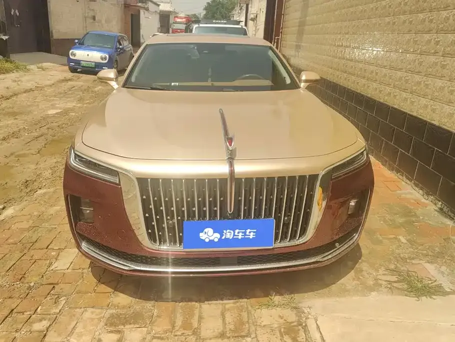 Hongqi H9 — фото 10